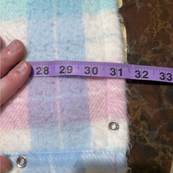 Vintage Pastel Plaid Snap Blanket - Picture 6 of 7